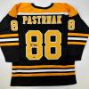 imageFacsimile Autographed David Pastrnak Boston Black Reprint Laser Auto Hockey Jersey Size Mens XL