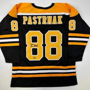 imageFacsimile Autographed David Pastrnak Boston Black Reprint Laser Auto Hockey Jersey Size Mens XL