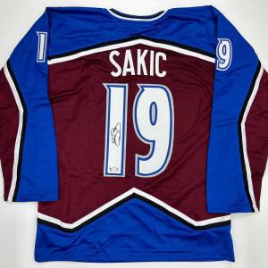imageFacsimile Autographed Joe Sakic Colorado Maroon Reprint Laser Auto Hockey Jersey Size Mens XL
