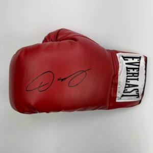 imageAutographedSigned Oscar De La Hoya Red Everlast Boxing Glove Beckett BAS COA