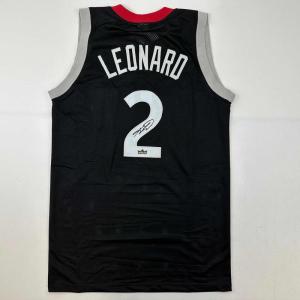 imageFacsimile Autographed Kawhi Leonard Toronto Black Reprint Laser Auto Basketball Jersey Size Mens XL
