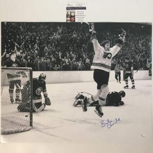 imageAutographedSigned Bobby Bob Clarke BampW Philadelphia Flyers 16x20 Hockey Photo JSA COA