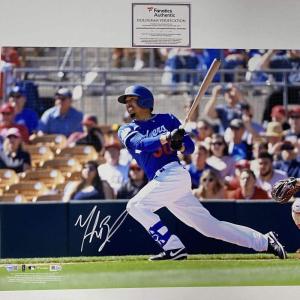 imageAutographedSigned Mookie Betts Los Angeles LA Dodgers 16x20 Baseball Photo Fanatics COA